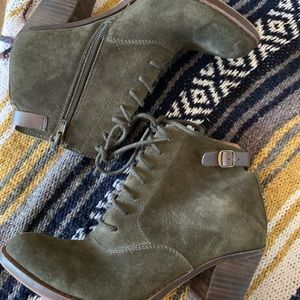 Lucky Brand Green Block Heeled Booties.